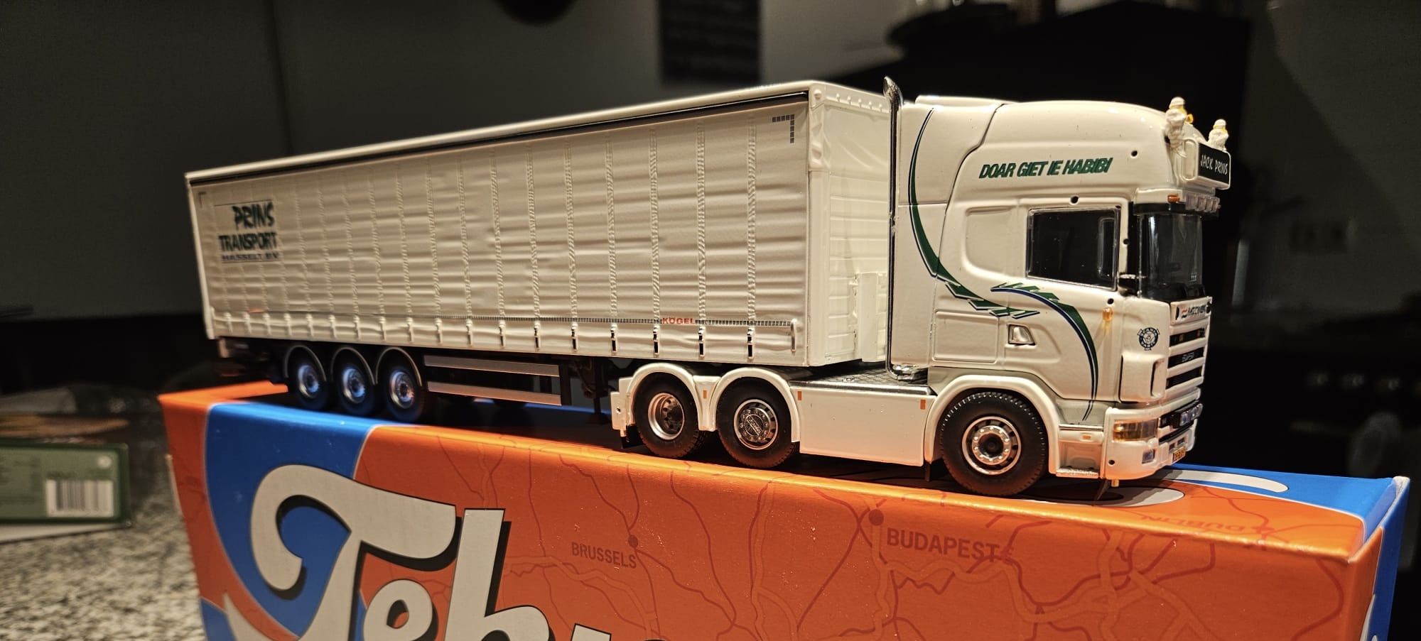 Hoogwaardige Scania Miniatuur Truck – Prins Transport Hasselt